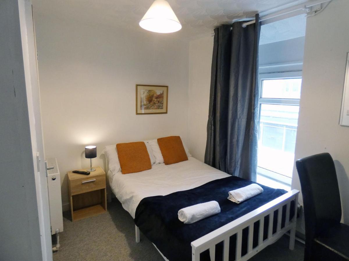 Bridge Street En Suite Rooms Мертір-Тідвіл Екстер'єр фото