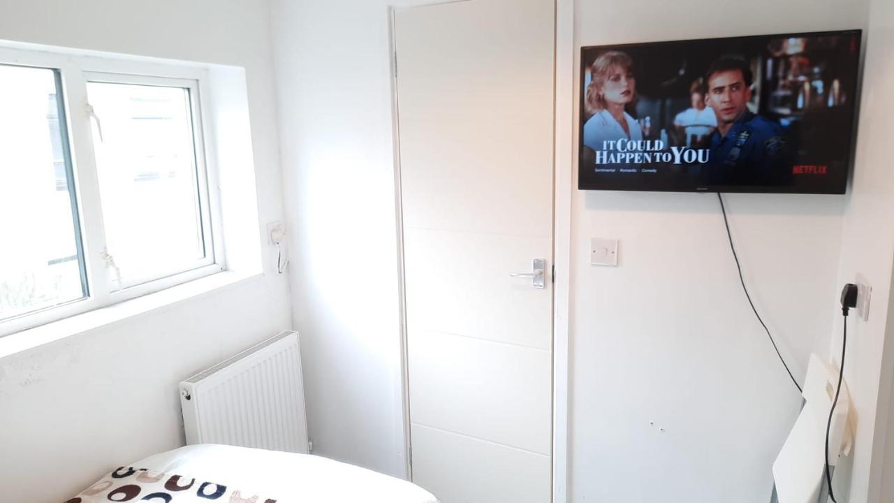 Bridge Street En Suite Rooms Мертір-Тідвіл Екстер'єр фото