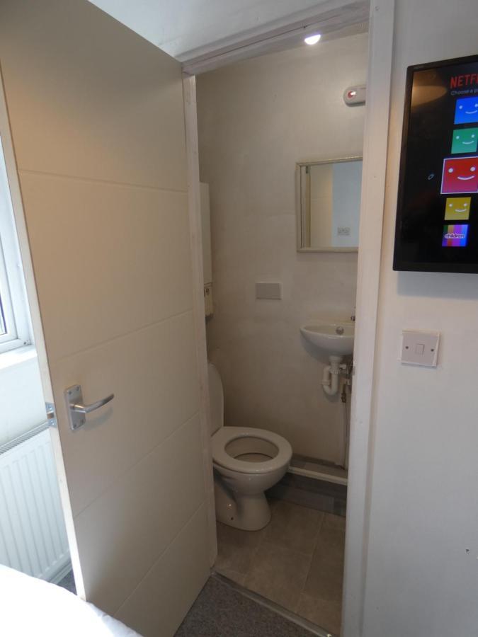 Bridge Street En Suite Rooms Мертір-Тідвіл Екстер'єр фото